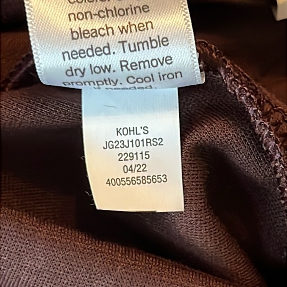 NWT SO Women's Juniors High Rise Maroon Leggings with Zipper Pockets Size M - Picture 11 of 12